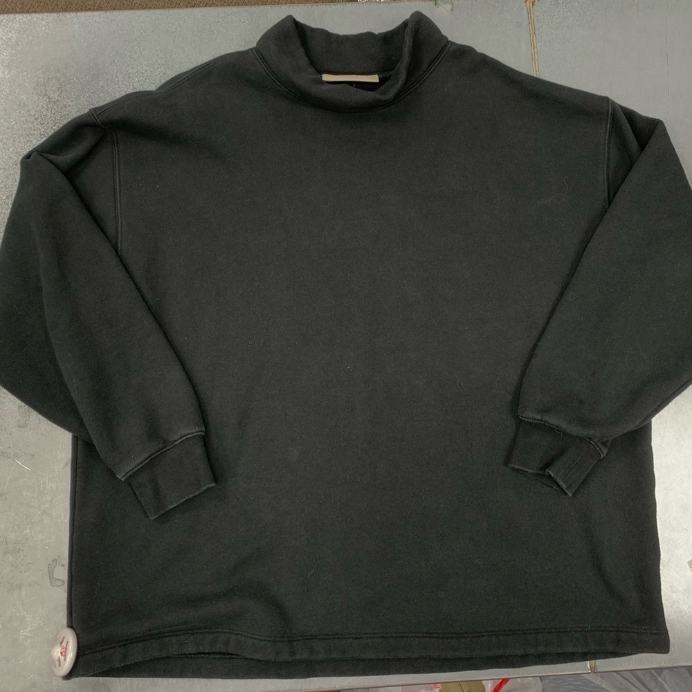 ESSENTIALS FEAR OF GOD SHIRT - Picture 2 of 4